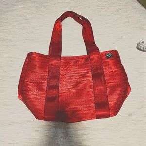MAGGIE Bags Red Seatbelt Tote